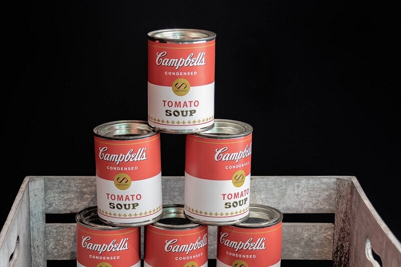 Gestapelte Campbell's Soup Cans